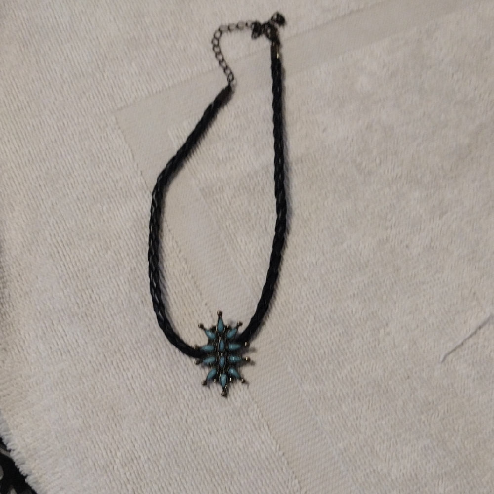 Chic Black and Blue Necklace
